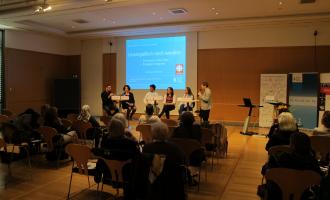Podiumsdiskussin zum Thema Integration an der Hanns-Seidel-Stiftung München